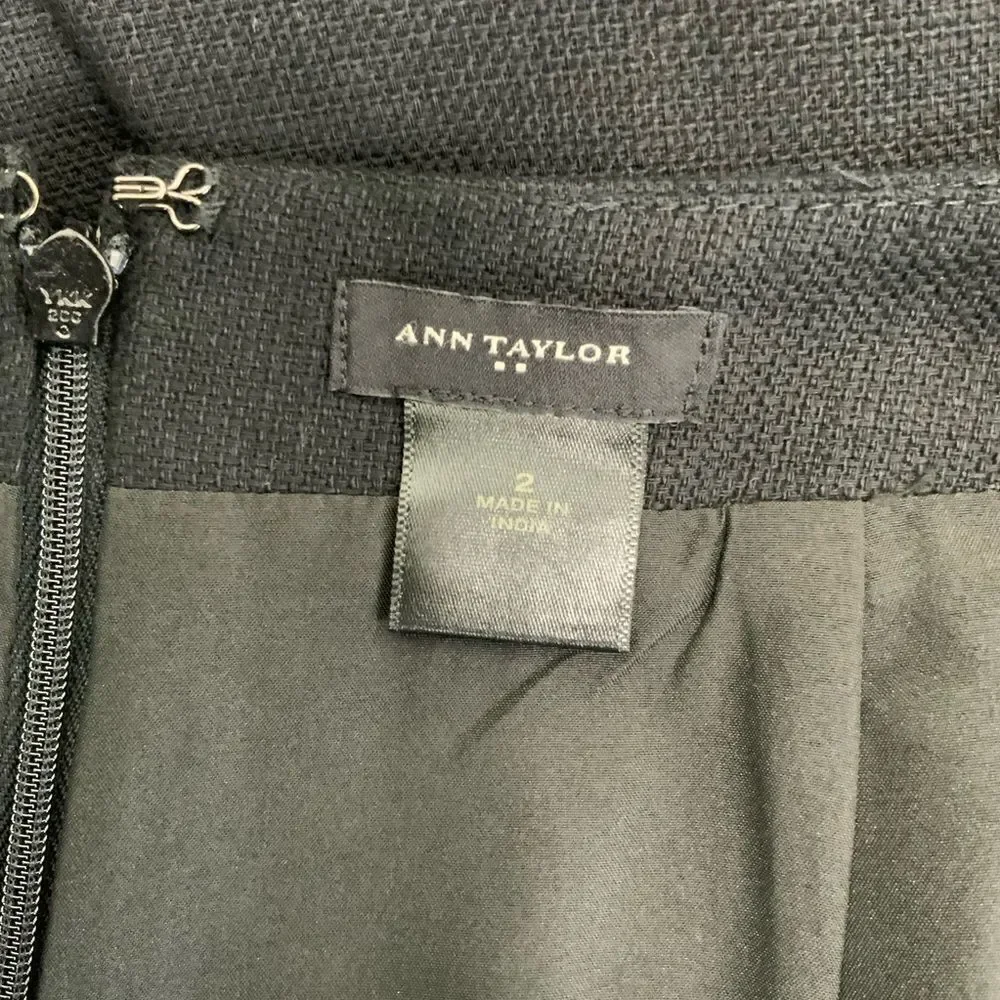 ANN TAYLOR Black Pencil Skirt